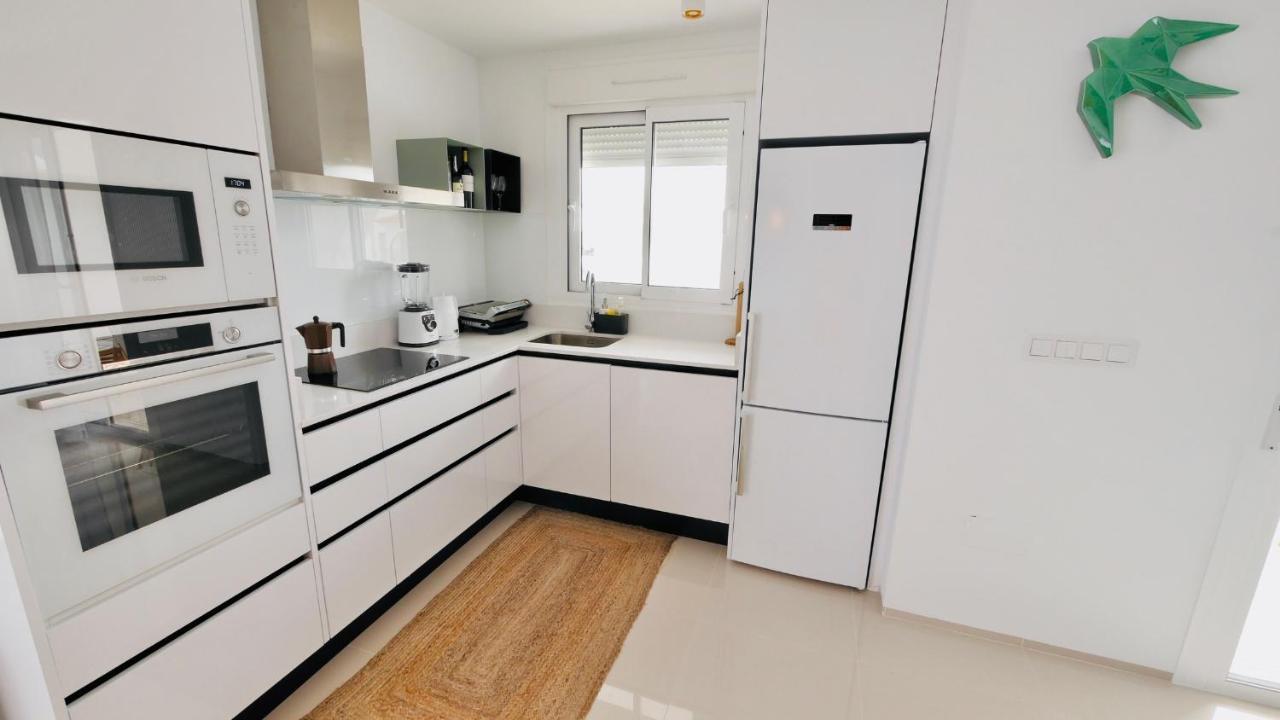 רוחאלס Fortuna Penthouse With Roof Terrace, Ac And Pool מראה חיצוני תמונה