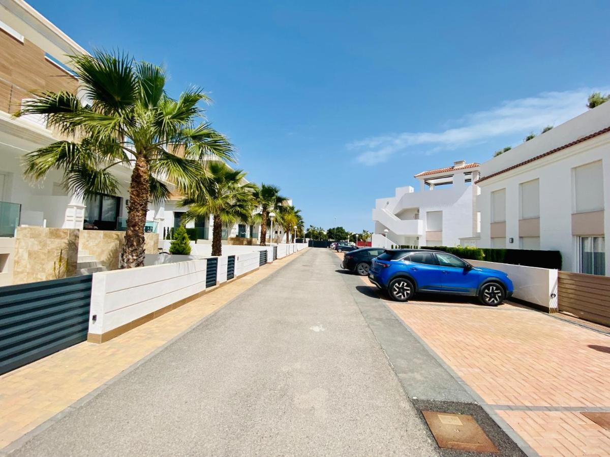 רוחאלס Fortuna Penthouse With Roof Terrace, Ac And Pool מראה חיצוני תמונה
